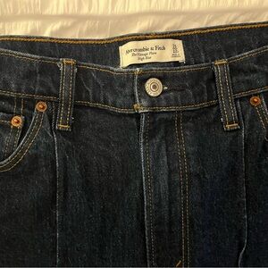 Abercrombie & Fitch the vintage flare high rise jeans, dark wash, size 31/12s